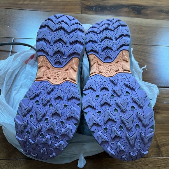 ASICS sneakers - Picture 3 of 10